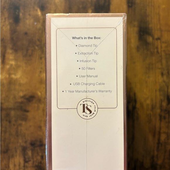 Trophy Skin RejuvadermMD - Picture 3 of 8